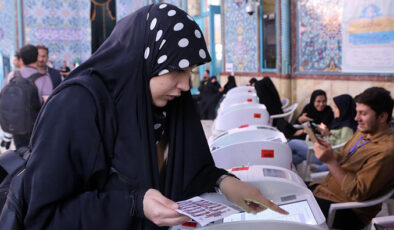 İran’da cumhurbaşkanlığı seçim süreci başladı