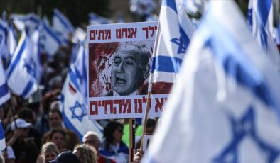 Batı Kudüs’te, Netanyahu’nun istifası talebiyle gösteri düzenlendi