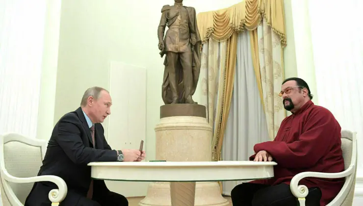 Steven Seagal, Putin’in yemin törenine katıldı