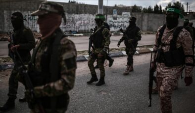 El-Kassam Tugayları: “Gazze Şeridi’nde bir grup İsrail askerini esir aldık”