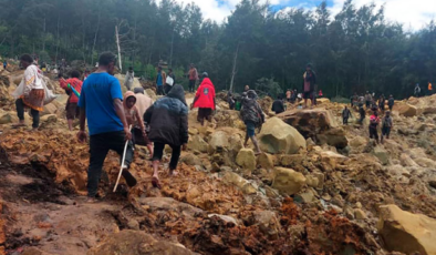 Papua Yeni Gine’de bilanço ağırlaşıyor! 1100 ev toprak altında kaldı