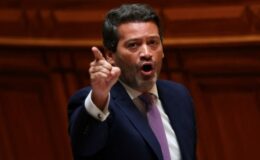 Portekizli ırkçı siyasetçi Türklere hakaret etti