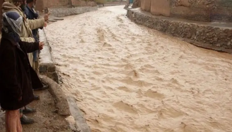 Afganistan’da gece saatlerinde şiddetli yağışlar sonucu 15 kişi öldü