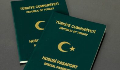 Erdoğan’dan oda ve borsa başkanı patronlara yeşil pasaport müjdesi