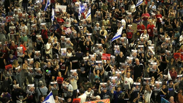 İsrailliler Netanyahu’nun istifası talebiyle bir kez daha meydanlara indi