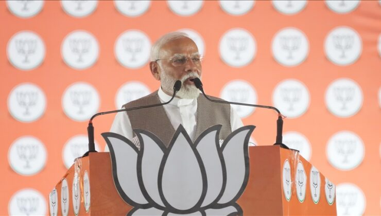 Hindistan Başbakanı Modi, seçimleri “tarihi başarı” olarak niteledi