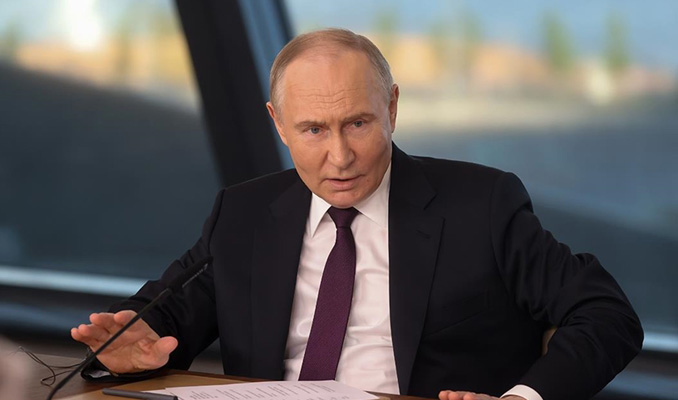 Putin rest çekti: Egemenliğimiz tehdit edilirse tüm imkanlarımızı kullanırız