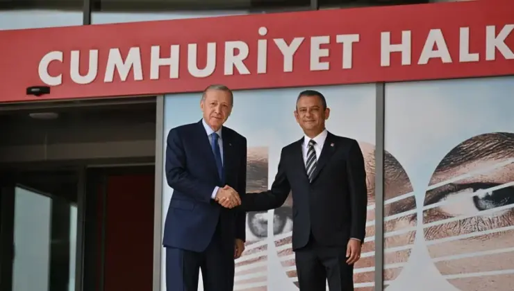 Cumhurbaşkanı Erdoğan’dan 18 yıl sonra CHP’ye ziyaret