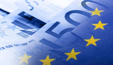 Aşırı sağın zaferi sonrası euro için kötümser tahminler