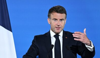 Macron’dan aşırı sağa karşı birleşme çağrısı