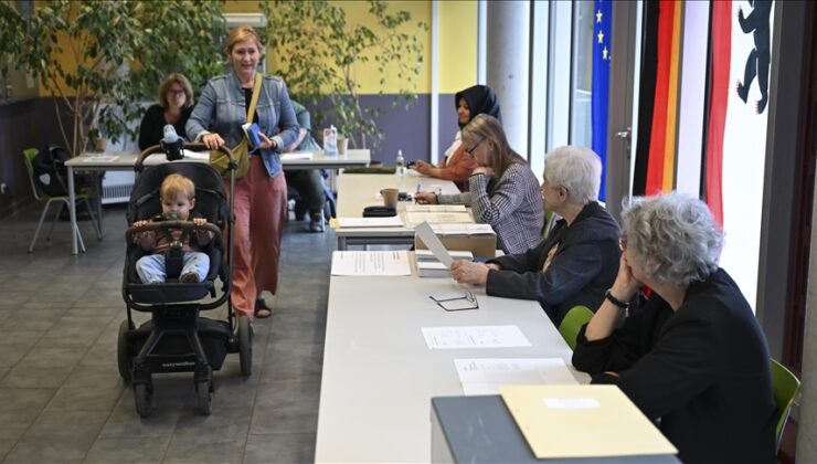 Almanya’da seçmenlerin AP için oy verme işlemi sürüyor