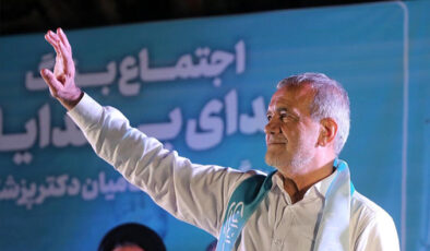 İran’daki seçimde reformist aday Pezeşkiyan yüzde 51,5 ile önde