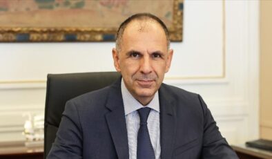 Yunanistan Dışişleri Bakanı’ndan Türkiye mesajı