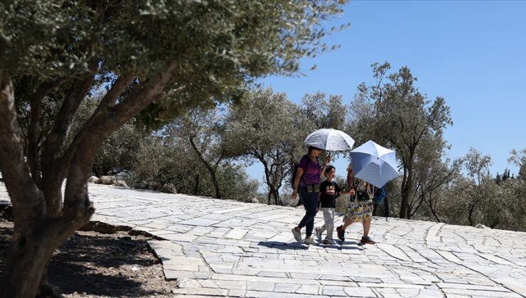 Yunanistan’da çöl sıcaklıkları hafta başına kadar sürecek