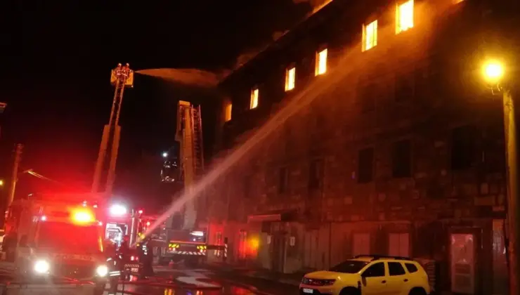 Etiler’de bir banka binası yanıyor! İstanbul İtfaiyesi bölgede