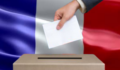 Fransa’da erken genel seçimlerin ikinci turunda oy kullanma işlemi başladı
