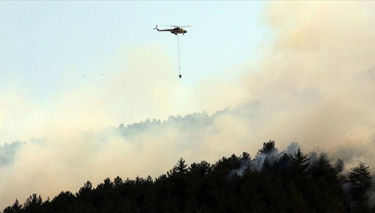 Kastamonu’da çıkan orman yangınına ekiplerin müdahalesi sürüyor