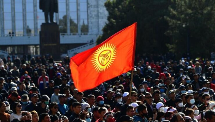 Kırgızistan’da darbe girişimi