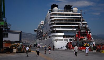 İzmir’e ilk 6 ayda kruvaziyerlerle 73 bin 227 yolcu geldi