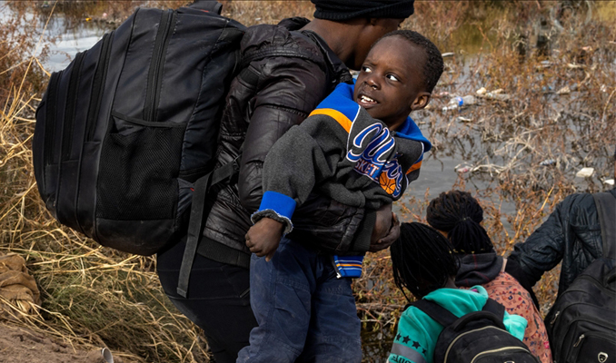 Refakatsiz çocuk göçmenler için “sosyal acil durum” ilan edildi