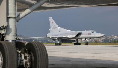 Rusya’da Tu-22M3 uzun menzilli bombardıman uçağı düştü