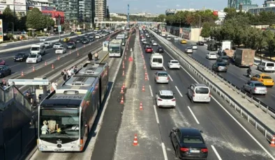 Metrobüs hattındaki çalışma trafiği aksattı: 45 gün sürecek