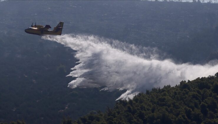 Yunanistan’da 35 noktada çıkan orman yangınlarına müdahale edildi