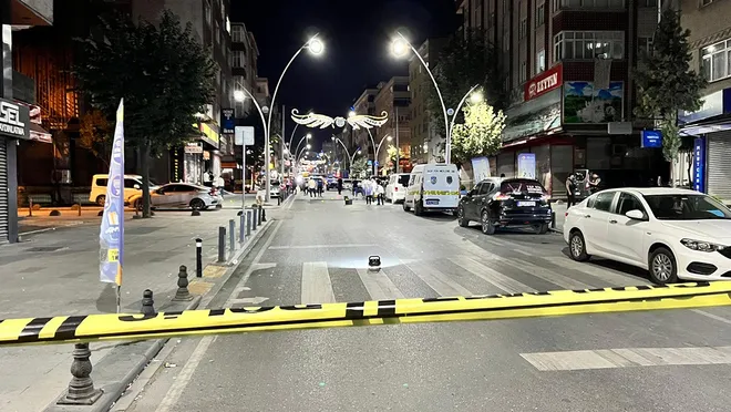 İstanbul Sultangazi’de silahlı saldırı: 1 ölü, 4 yaralı