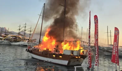 Gezi teknesi yangında kullanılamaz hale geldi