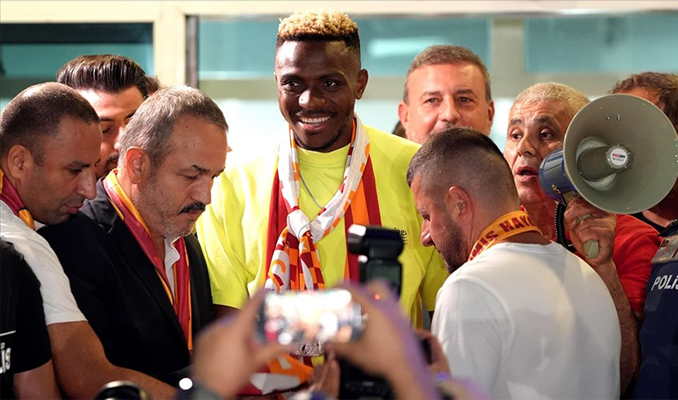 Galatasaray, Victor Osimhen transferini duyurdu