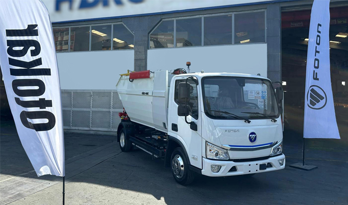 Otokar’ın yüzde 100 elektrikli kamyonu e-Atlas yollara çıktı