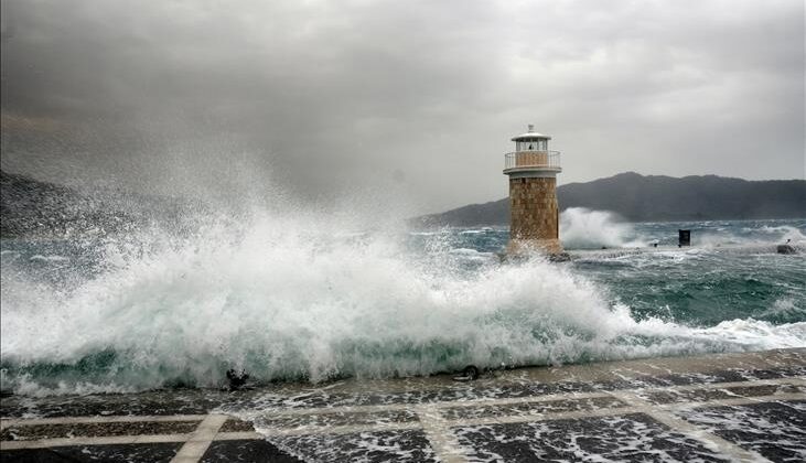 Batı Akdeniz için fırtına uyarısı